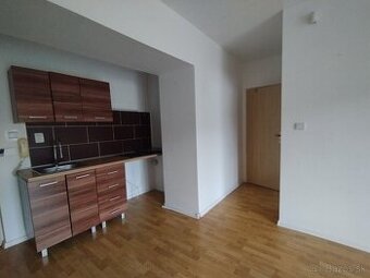 Predaj 2-izbový byt 52 m2 s lodžiou - Liptovský Mikuláš