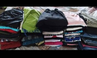 Oblečenie S-M cca 50ks