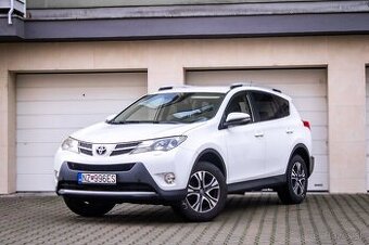 Toyota RAV4 2.0 111kw MT/6 4x4 2013 / Kúpené na Slovensku