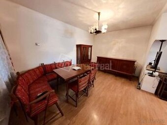 Predaj rodinného domu v Nitre, s pekným pozemkom 