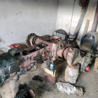 Predám motor Zetor 7211 aj s prevodovkou