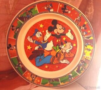 predam detske tanieriky - plastove