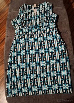 Koktejlové krátke šaty