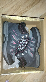 Dámske turistické topánky