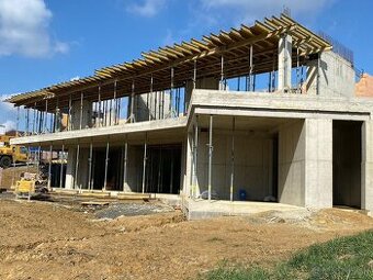 Práca šalovanie/betonovanie