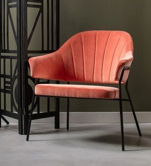 Fantastické nové žiarivé kreslá Bobby za 50%