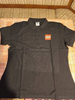Ponuka  2 Lego stavebníc a 2 Lego tričiek