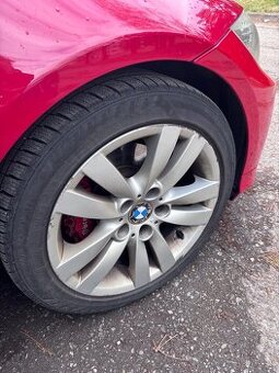 Predám originálne BMW hliníkové disky s pneumatikami