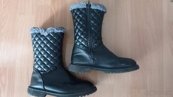Zateplené čižmy č. 35