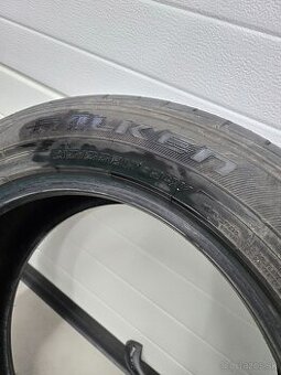 Falken 215/55 R17