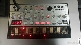 Korg Volca Bass - syntetizátor + sequencer