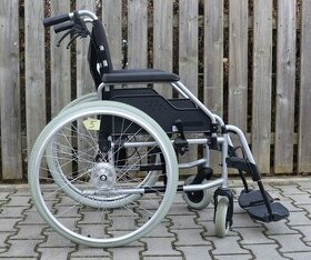005-Mechanický invalidný vozík meyra. - 1