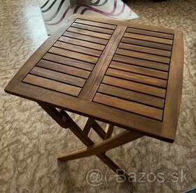 Skladací drevený stôl