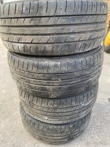 Pneu 195/45 R15 - 1