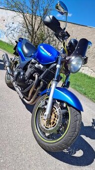 Predám Kawasaki ZR7