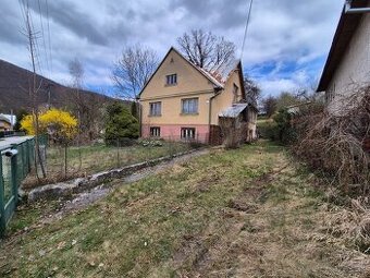 Rodinný dom v pôvodnom stave / 865 m2 / - Rajecké Teplice