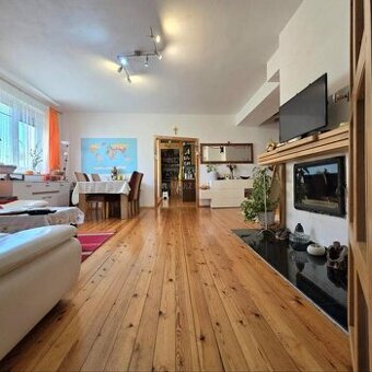 Moderný dvojgeneračný a RD, 380m2, Sečovce, 6a pozemok, foto