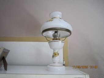 Kúpim tienidlo na petrolejovú lampu spodný priemer 18,5 cm