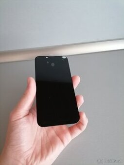Displej na IPhone 14