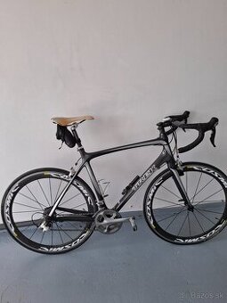 Cestný bicykel TREK