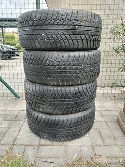 Predám zimné pneumatiky Bridgestone 225/45R18