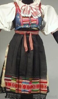 KÚPIM DOPYTUJEM STARÉ šurce a koselice ku kroju Važec