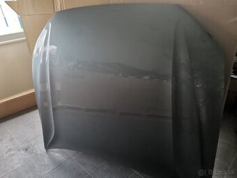 kapota VOLVO XC60 2018-2022