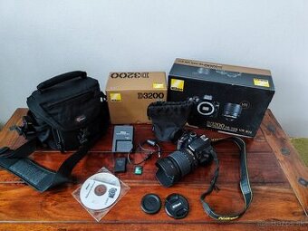 Nikon D3200 + objektív 18-105 mm + príslušenstvo