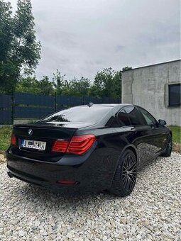 BMW 730d luxusná výbava , virtual cockpit