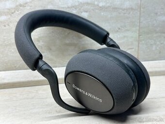 Bowers & Wilkins Px7