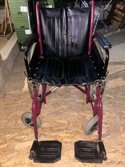 Invalidný vozík B + B S Top šírka sedu 39 cm