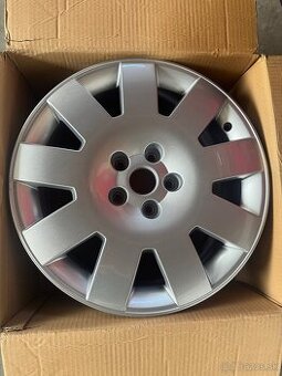 Škoda Superb 1 elektrón R17