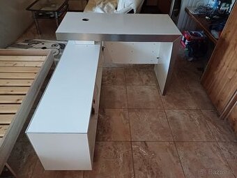 Super stôl masiv nerez