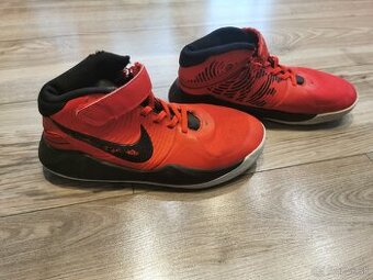 Botasky, nike, v.38,5