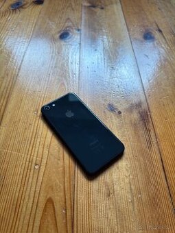 iPhone 8 64GB - 100% batéria