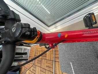 Academy 3 grade bicykel