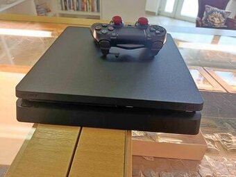 ps4 slim 1.7 TB pamät
