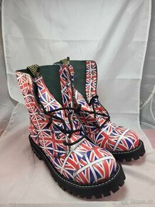 STEEL 10 dierkové UK vlajky 38, 44, 45