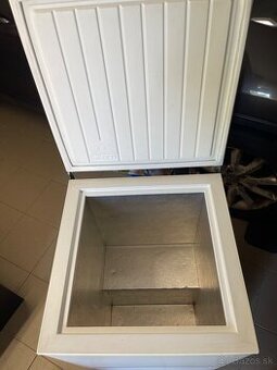 Mraznička Zanussi compact