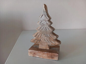 Dekorácia - drevený stromček, nový 13x8x5 cm