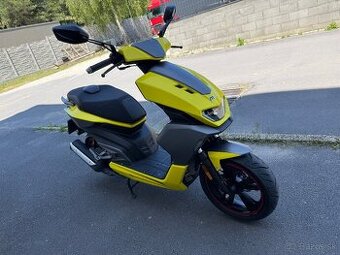 Predám skúter Motorro X1 125i r.v 2022 naj. 890km