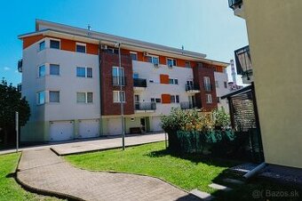 Zariadený 3-izbový byt s parkovacím státím v lukratívnom pro