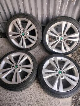 4ks alu disky orig. Škoda 5x112 R18 pneu 225/40 r18