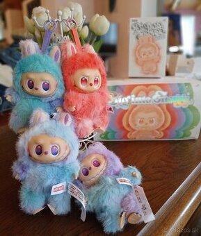 Labubu pop mart - 1