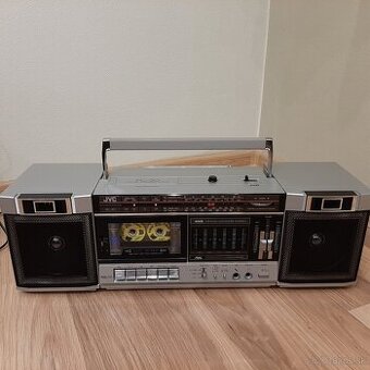 Radiomagnetofon