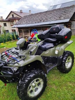 Suzuki 700