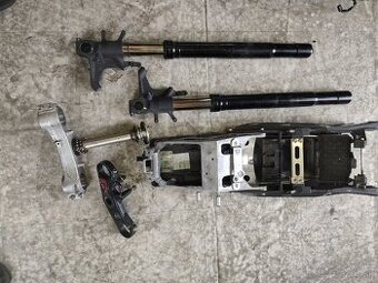 Rozpredám Suzuki gsxr 750 2006