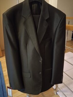 Pánsky oblek s vestou -tm.hnedý, veľkosť 48/188cm
