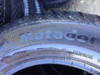 Predám zimné peum r14 155/65 5/5mm