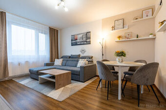 NA PREDAJ KRÁSNY 3 IZBOVÝ BYT S VÝHĽADOM NA MESTO | 64m2 + L